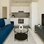 2 Bed Flat Near Walthamstow Market