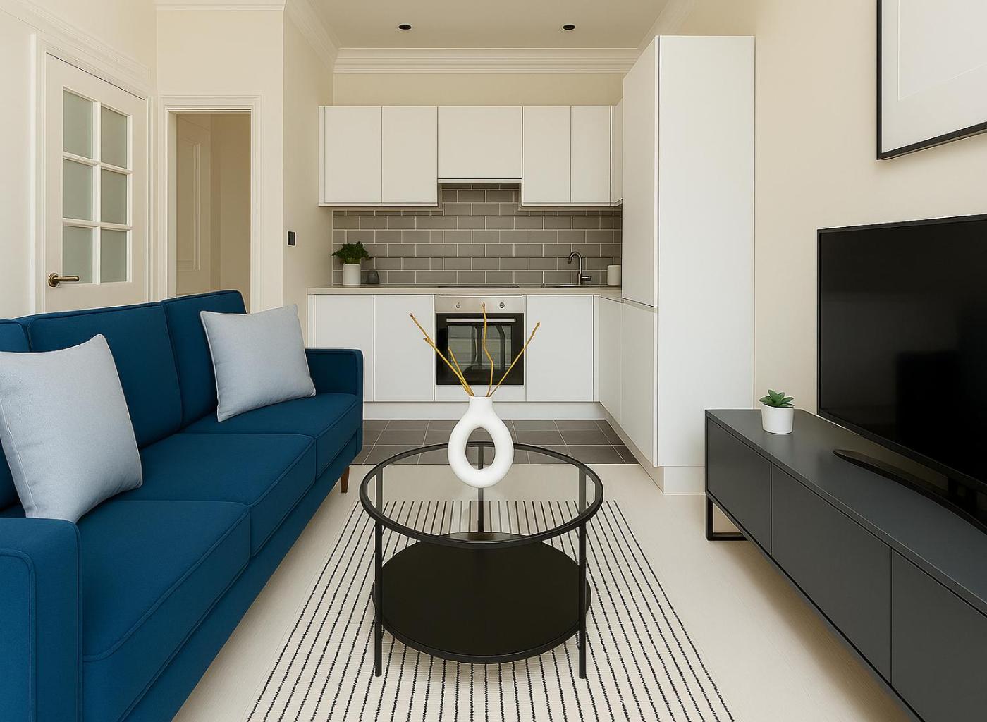 2 Bed Flat Near Walthamstow Market London